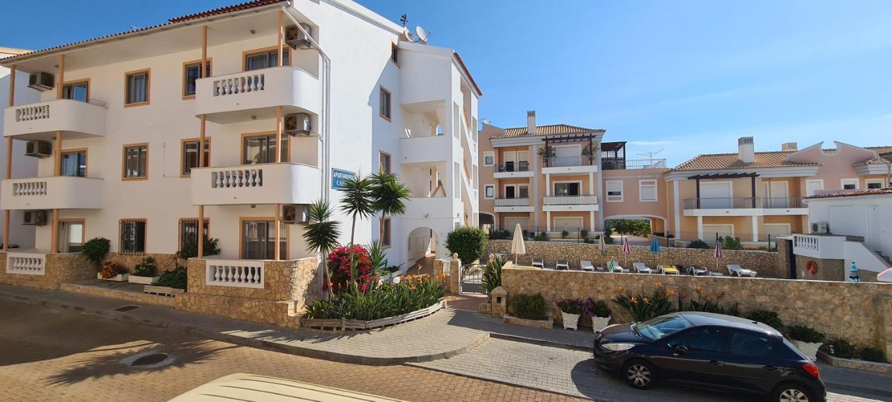 Apartamentos Cabrita Olhos de Agua  Bagian luar foto