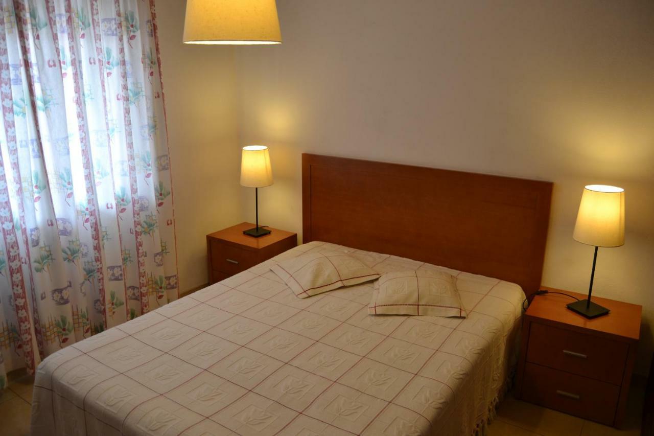 Apartamentos Cabrita Olhos de Agua  Bagian luar foto