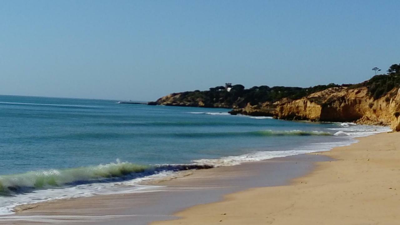 Apartamentos Cabrita Olhos de Agua  Bagian luar foto